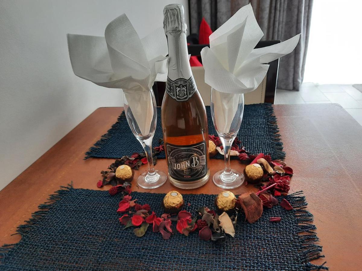Phoenix Lodge And Waterside Accommodation Knysna Bagian luar foto