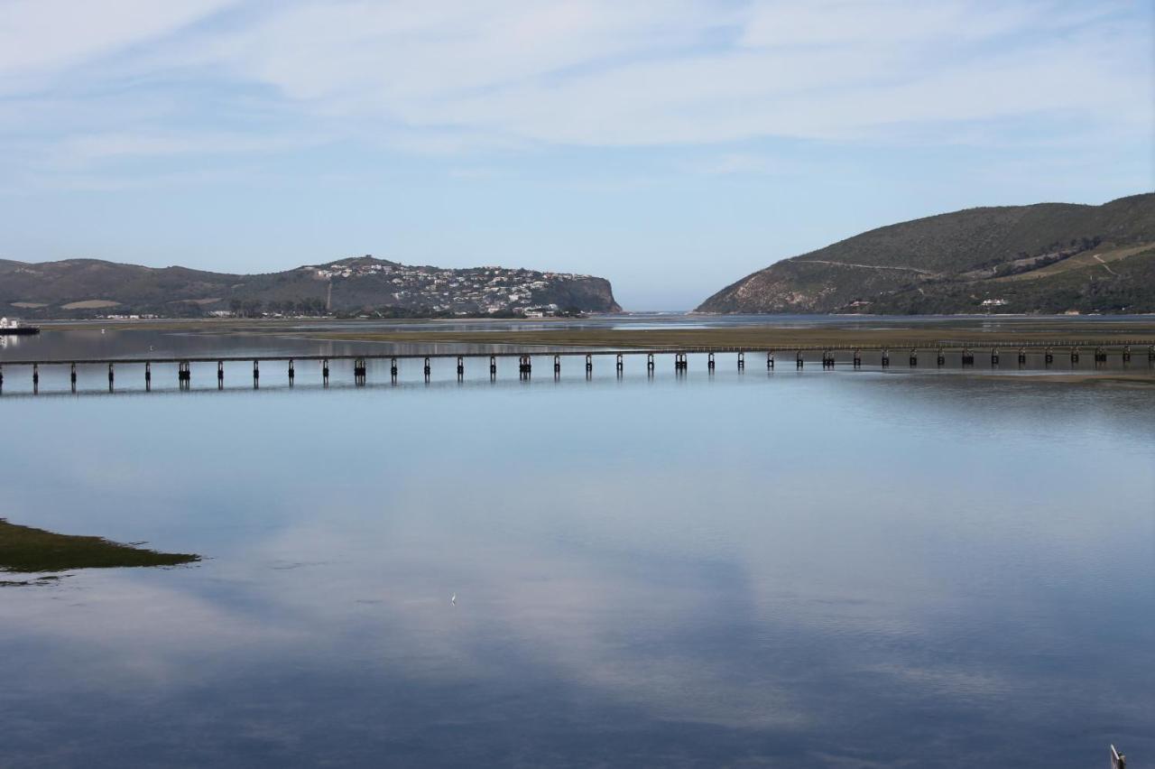 Phoenix Lodge And Waterside Accommodation Knysna Bagian luar foto