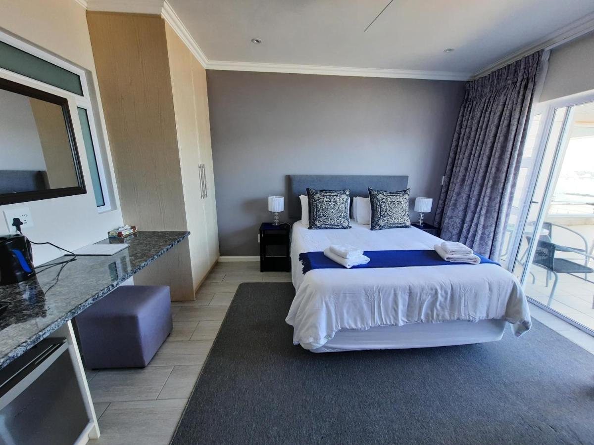 Phoenix Lodge And Waterside Accommodation Knysna Bagian luar foto
