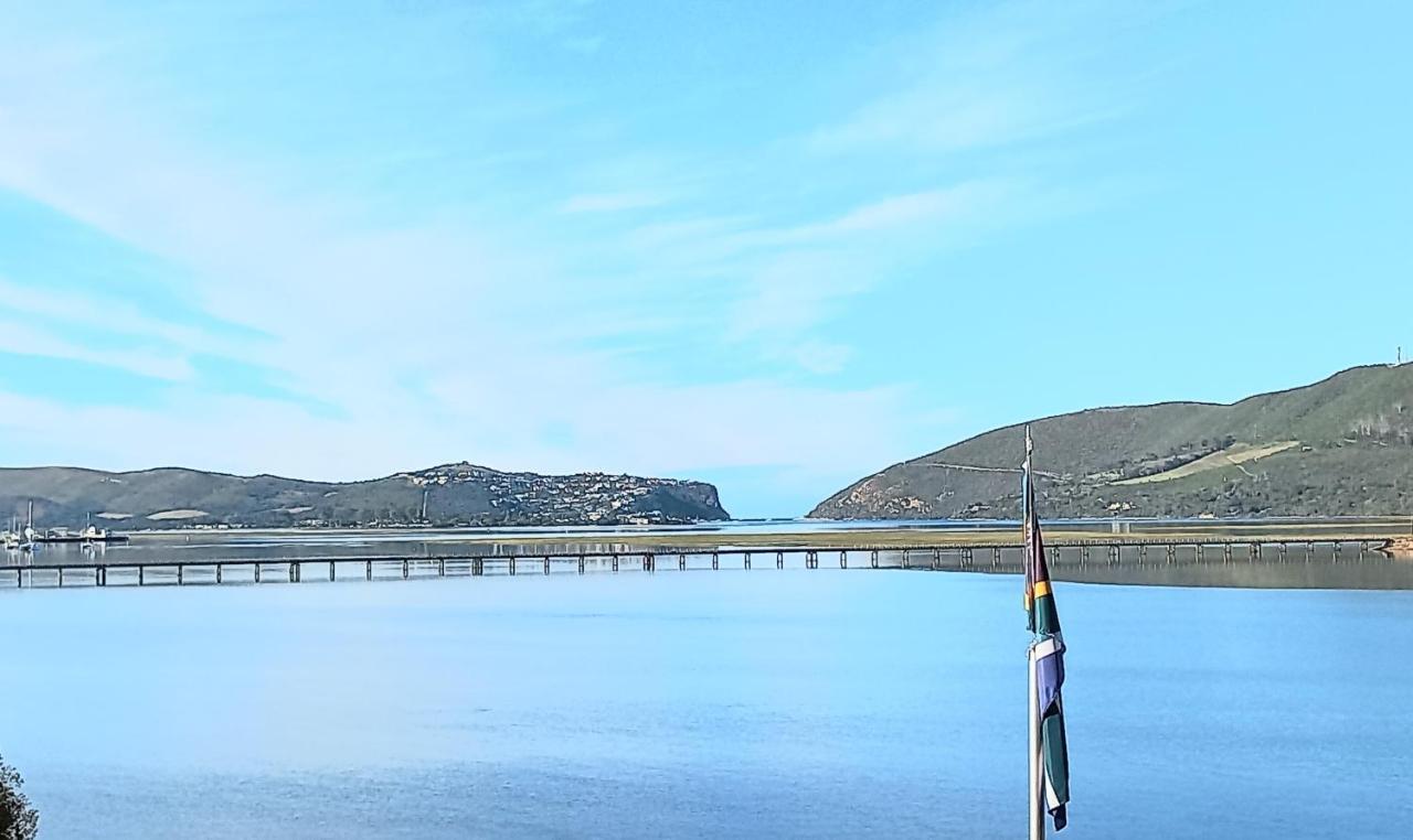 Phoenix Lodge And Waterside Accommodation Knysna Bagian luar foto