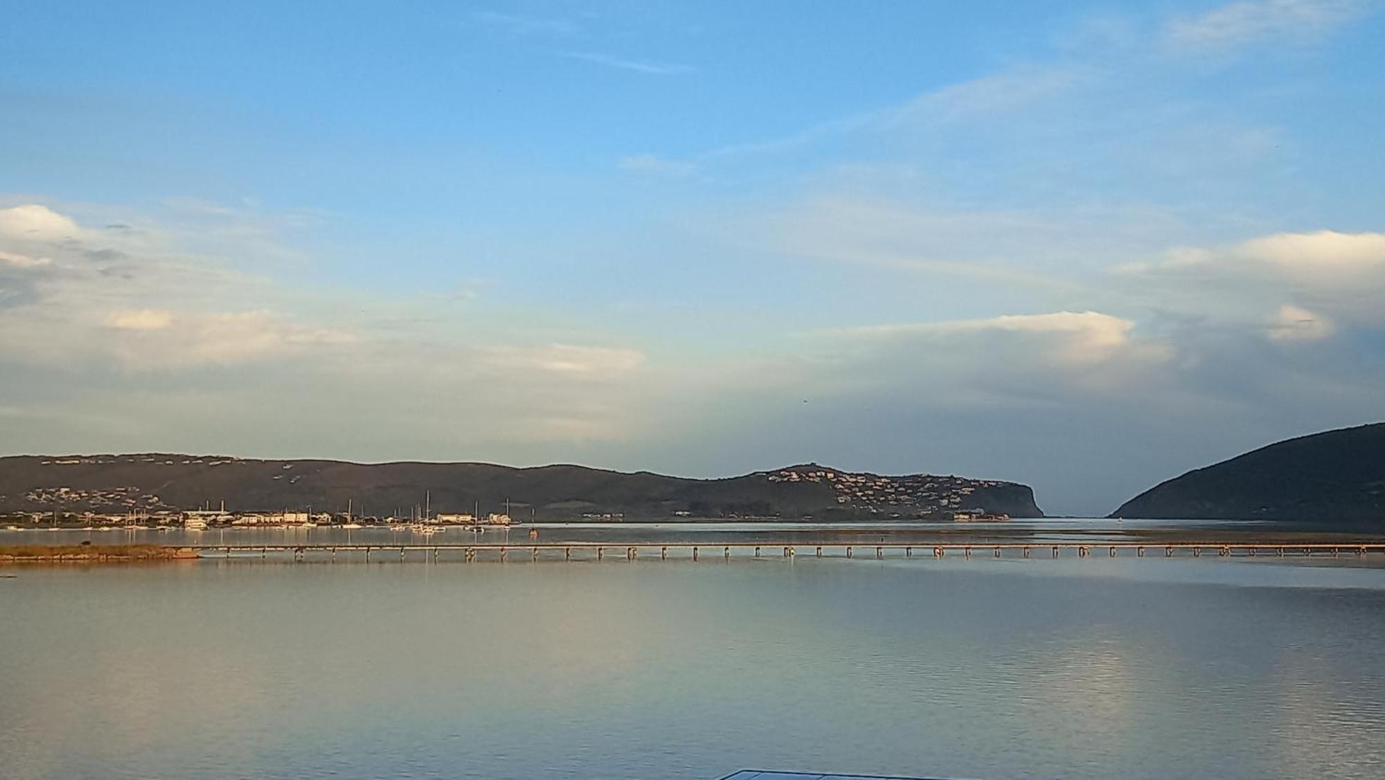 Phoenix Lodge And Waterside Accommodation Knysna Bagian luar foto